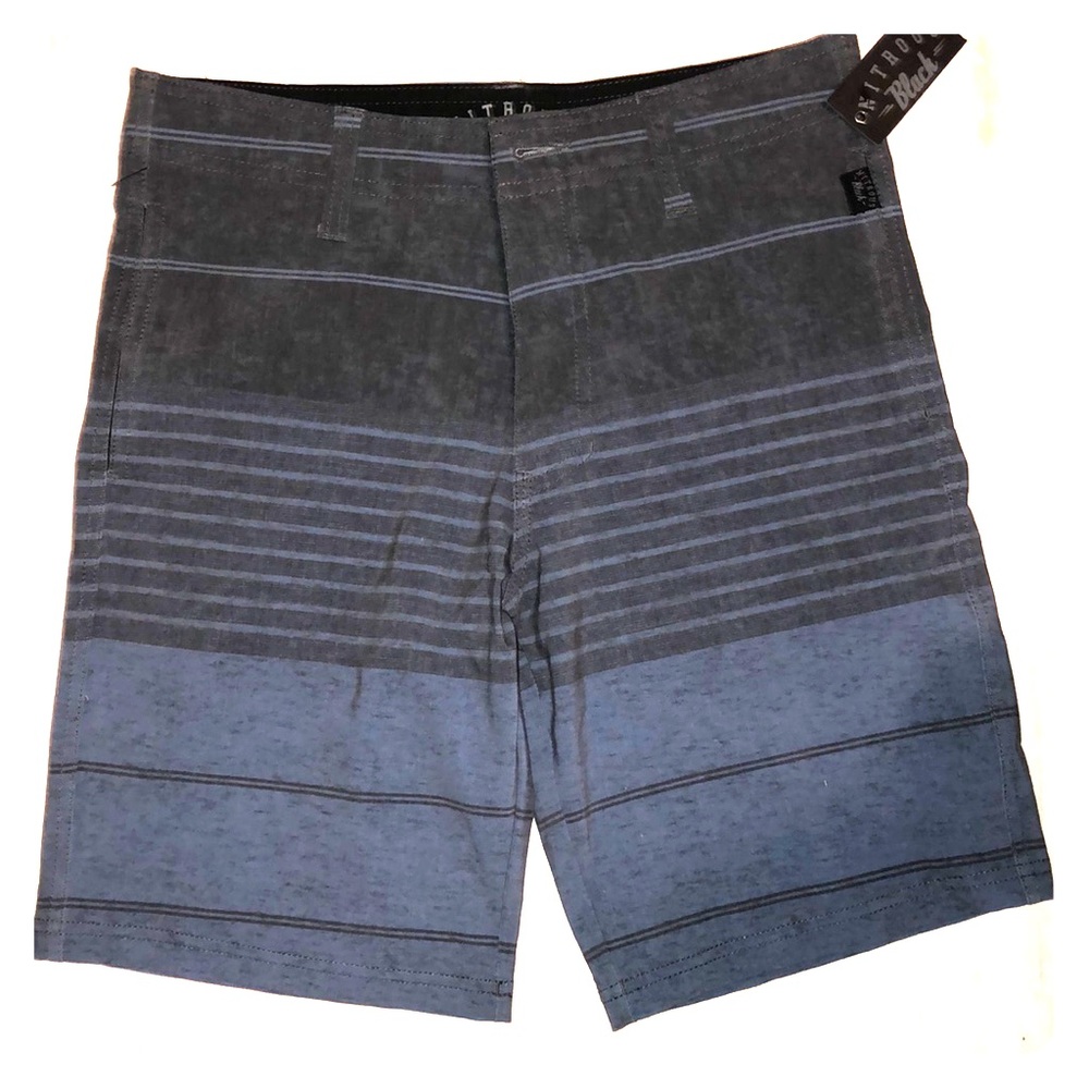 NITROUS Black Board Shorts- Tilly’s
